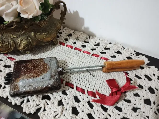 Antiga Assadeira de Pão