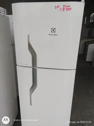 REFRIGERADOR ELECTROLUX DF 35A