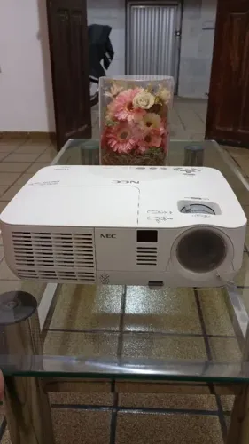 Projetor nec estado de novo 