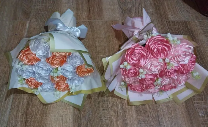 Flores e Buquês de Cetim