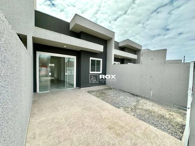Casa no litoral com 2 quartos à venda, 40 m² - Saint Etiene - Matinhos/PR