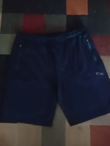 Bermuda moletom Calvin Klein performance original Tam g