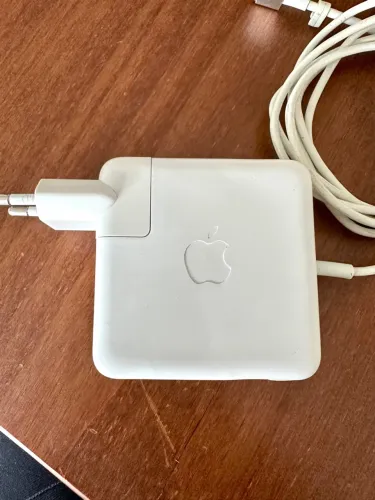 Fonte MagSafe 2 de 60W Original Apple, Semi-Nova