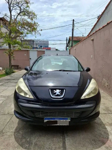 Peugeot 207 XR 1.4 Flex 8V 5P 2011