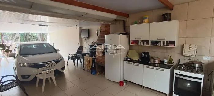 Casa com 2 Quartos com 180 m - Dom Pedro II - Londrina PR