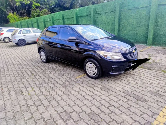 Chevrolet Onix JOY Hatch 1.0 8V Flex Mec. 4P 2017
