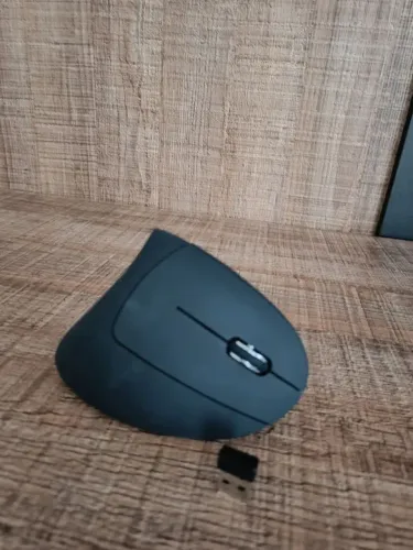 Mouse sem fio ergonômico para computador