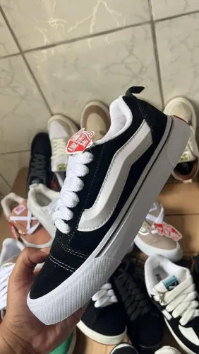 Vans Knu
