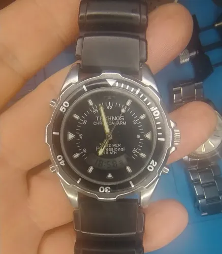 Technos SKYDIVER T205-07 - Revisado original