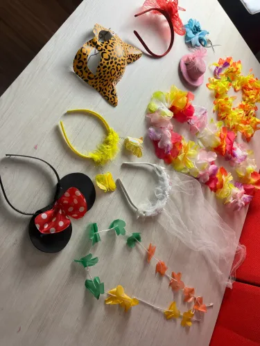 Lote de acessórios diversos para fantasia festa
