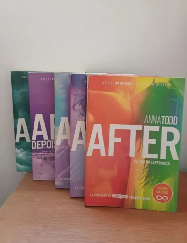 Box Livro After Anna Todd *autografados*