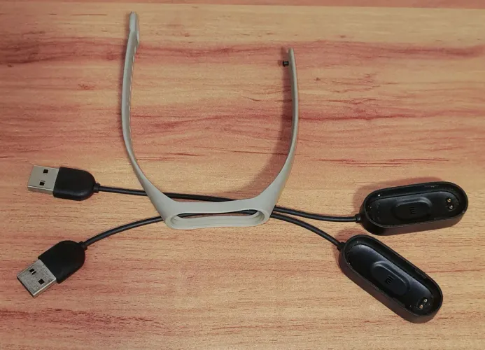 02 Carregadores e 01 Pulseira p/ Mi Band