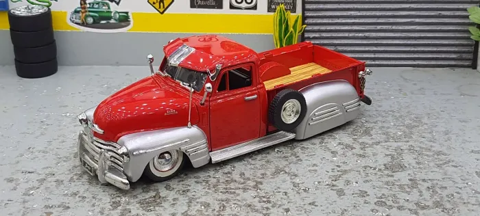Miniatura Chevrolet 3100 1951 - Jada toys  1/24