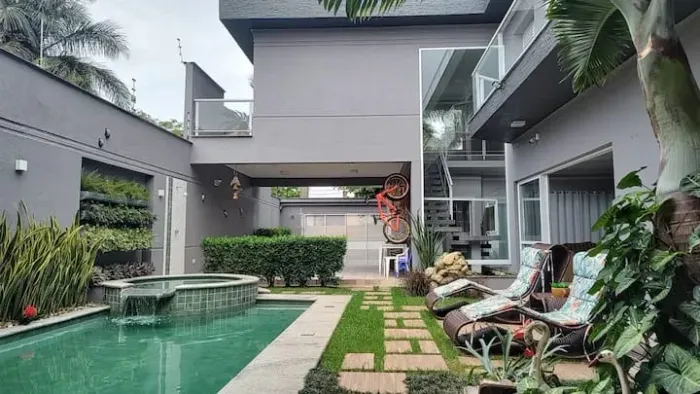 CASA EM PERUÍBE/TEMPORADA COM PICINA 