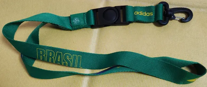 Porta Crachá Adidas