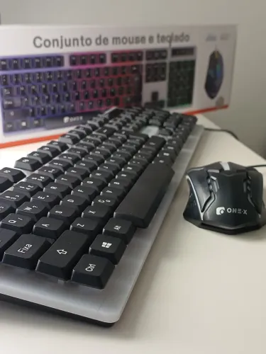 Kit teclado e mouse RGB gamer