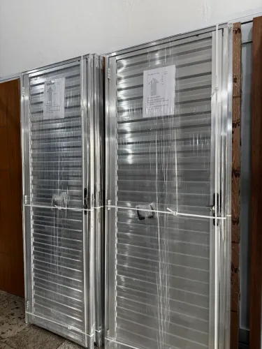 Portas de alumínio 60cm, 70cm ou 80cm - Direto da fábrica!