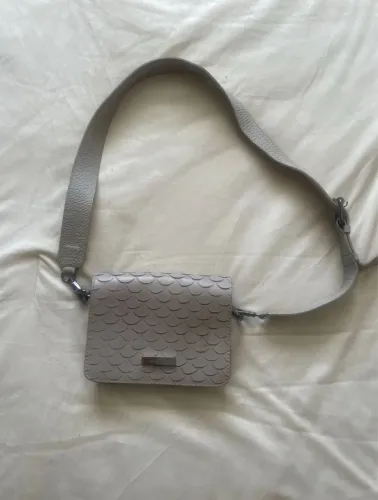 Bolsa de ombro cinza  Mara Mac