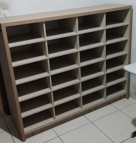 Estante Organizadora de Madeira 100% MDF com 24 nichos