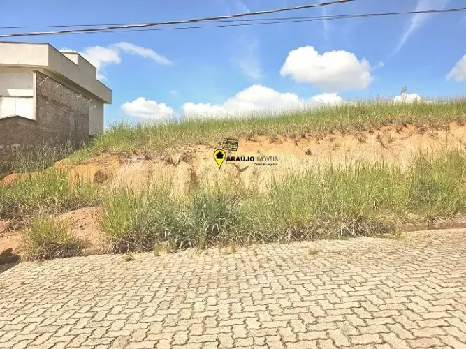 Lotes 15 Quadra 25 - no Bela Vista em Resende RJ. ( R$ 120 Mil cada) Exelente