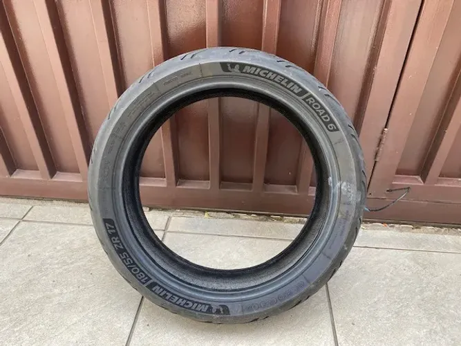Pneu (Carcaça) Michelin Road 6 180/55/ZR17 73W