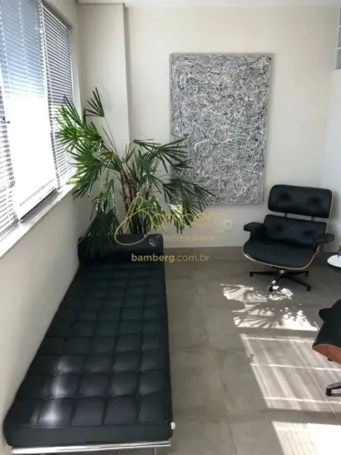 Sala Comercial Equipada e com Ar Condicionado! Oportunidade!