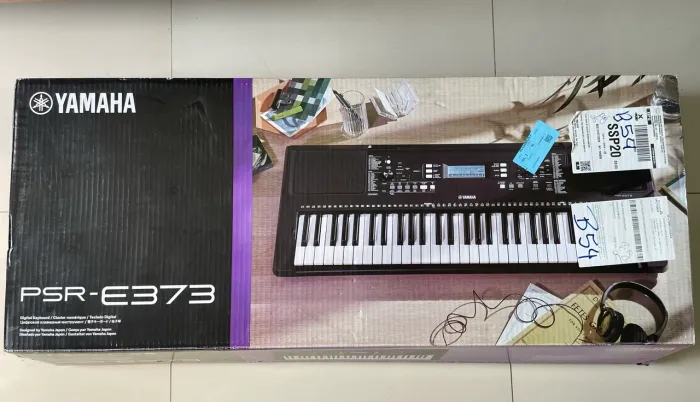 Teclado Yamaha PSR-E373