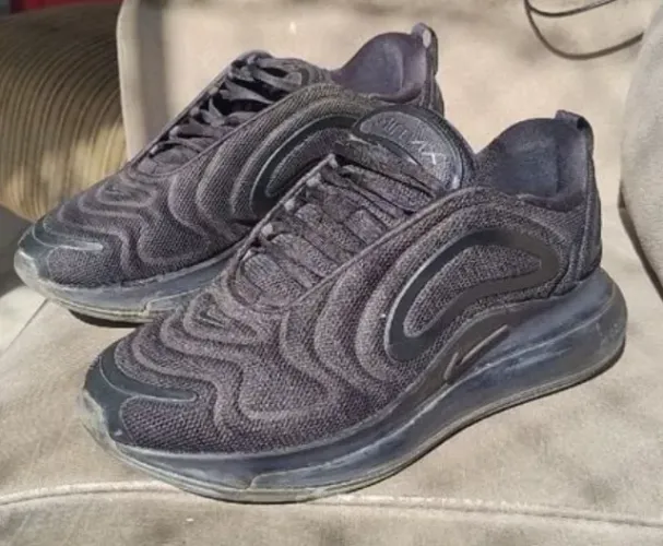 Tênis Nike 720