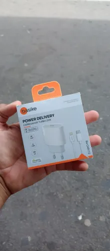 CARREGADOR TURBO BASIKE (IPHONE E USB-C)
