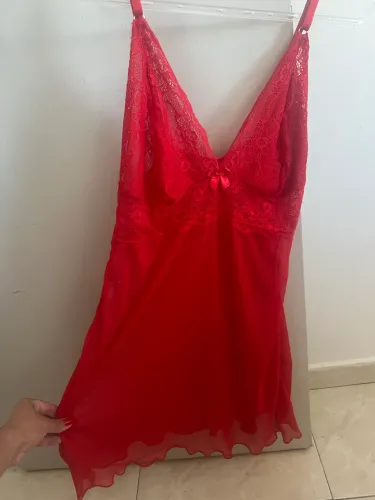 Lingerie vermelha e preta