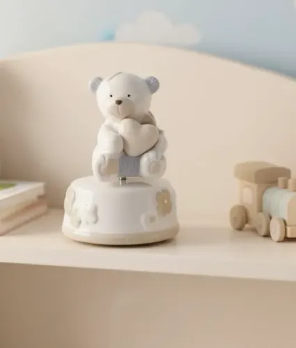 Ursinho Musical Decorativo com Coração Porcelana