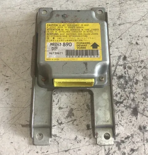 Módulo Airbag Eclipse 1996 - 1999 / Mr243890