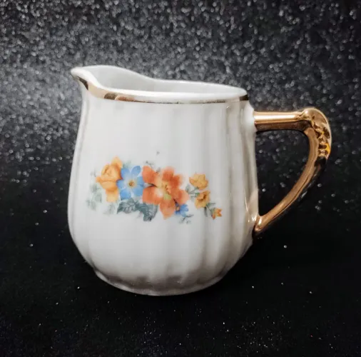 Leiteira porcelana caipira