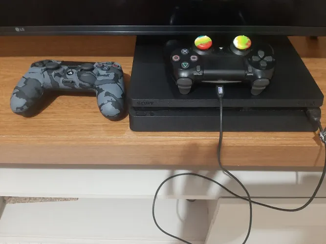 Ps4 1400