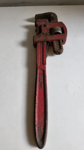 Chave de Grifo antiga 30 mm