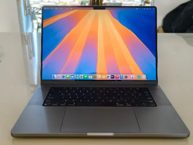 MACBOOK PRO 16 M1 MAX - 64GB/1TB - 93 CICLOS - SPACE GRAY