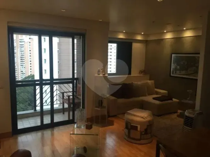 Apartamento à venda com 2 quartos no condomínio Itapuã, São Paulo - SP