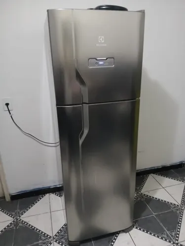 Geladeira Frost Free Eletrolux duplex