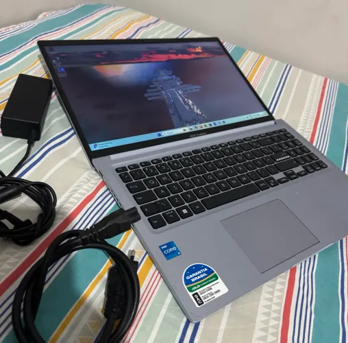 Notebook Asusvivobook 