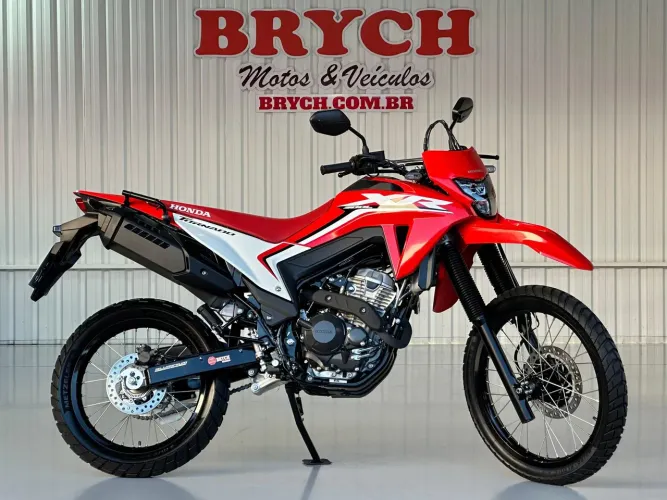 XR 300 L TORNADO ABS VERMELHA 2025/2025
