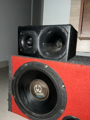 Caixa de som completa 650$