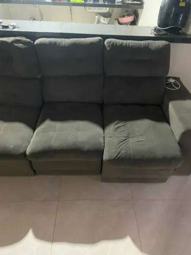 Vendo sofá retrátil de 3 lugares