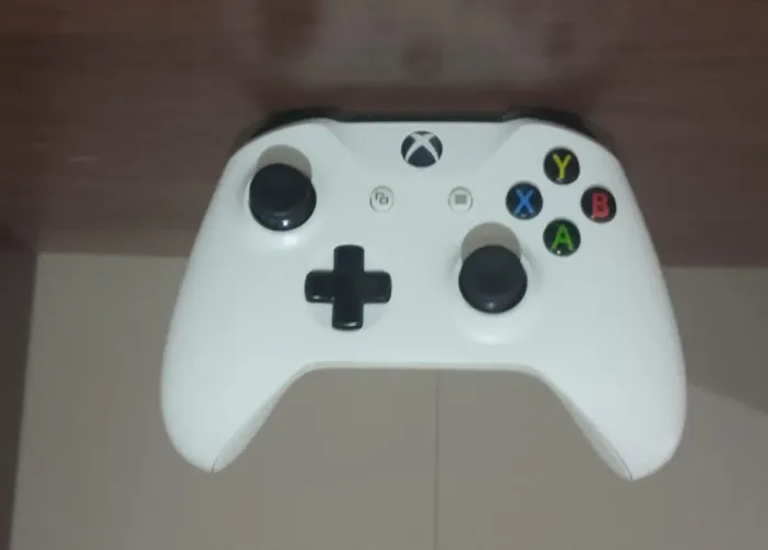 Controle Xbox One S VALOR NEGOCIÁVEL (estado de novo)