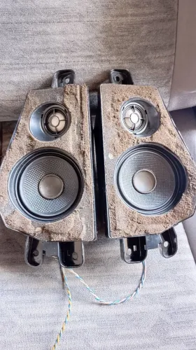 BMW x6 caixa de som traseira original (Pioneer não)