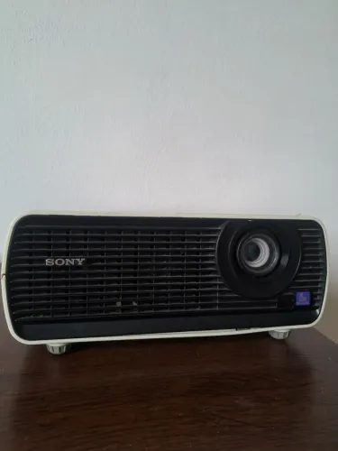 Projetor  Sony  EX100  (COM DEFEITO)