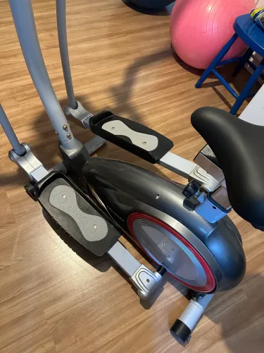 Elíptico e bicicleta ergométrica Polishop 