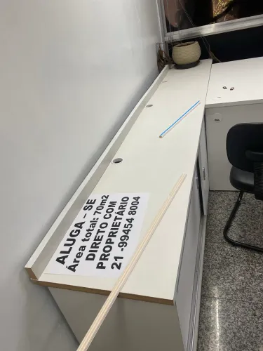 Armário com portas de correr baixo