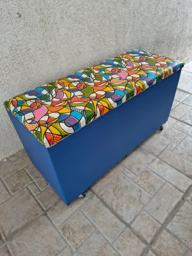 Baú assento de madeira 