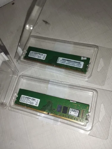 Kit de 2 memórias DDR4 8GB cada
