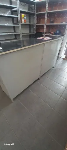 Balcão Metálico